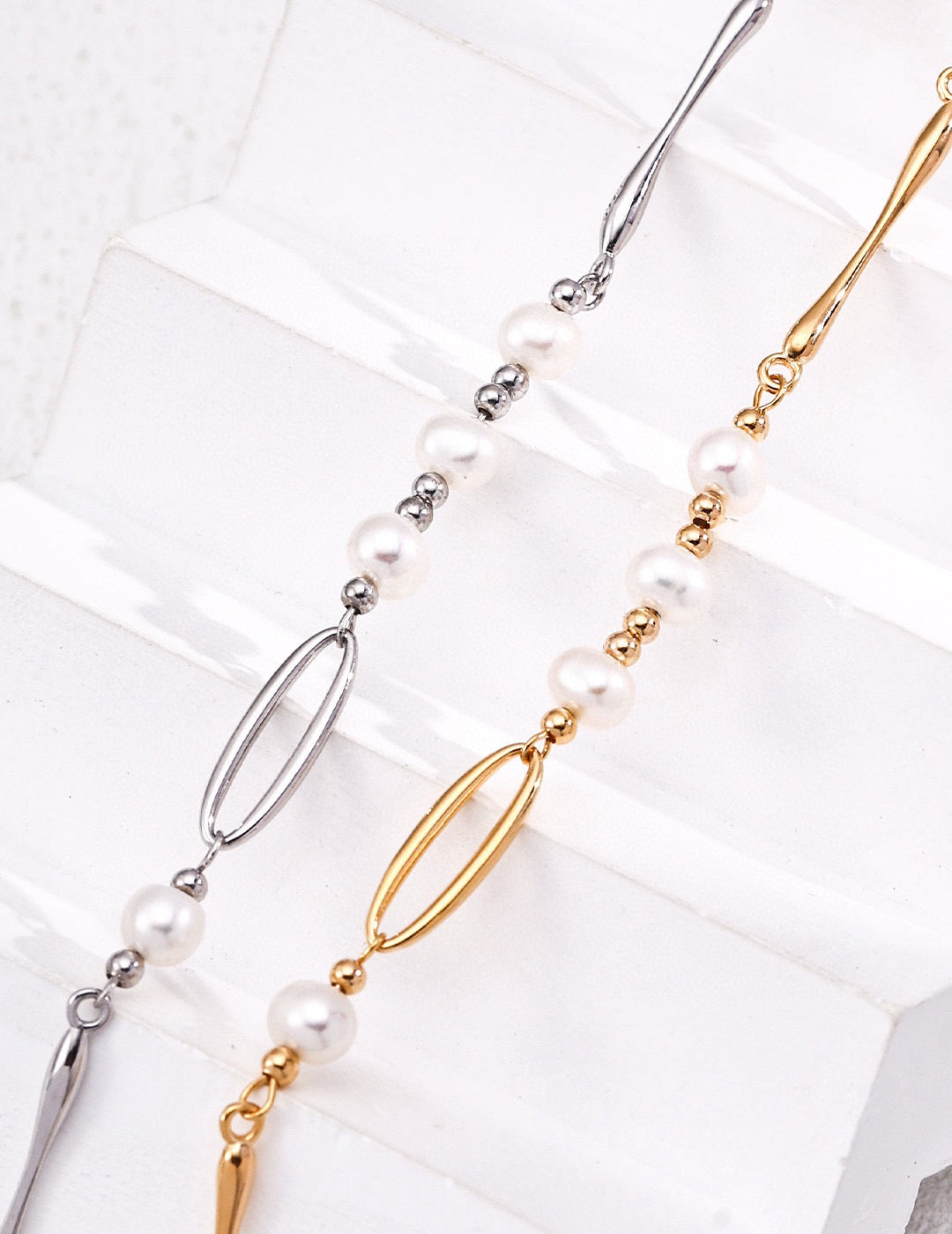 Vintage Gold Pearl Necklace with Beaded Chain