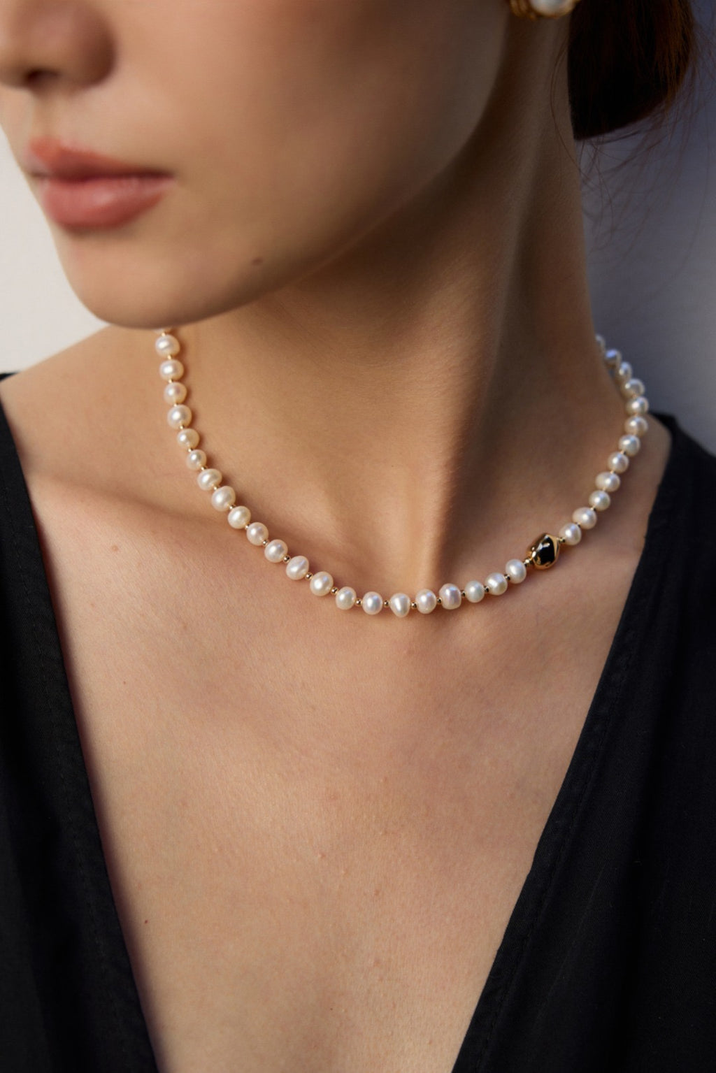 Natural Pearl Beaded Silver Necklace with Gold Accent Detail