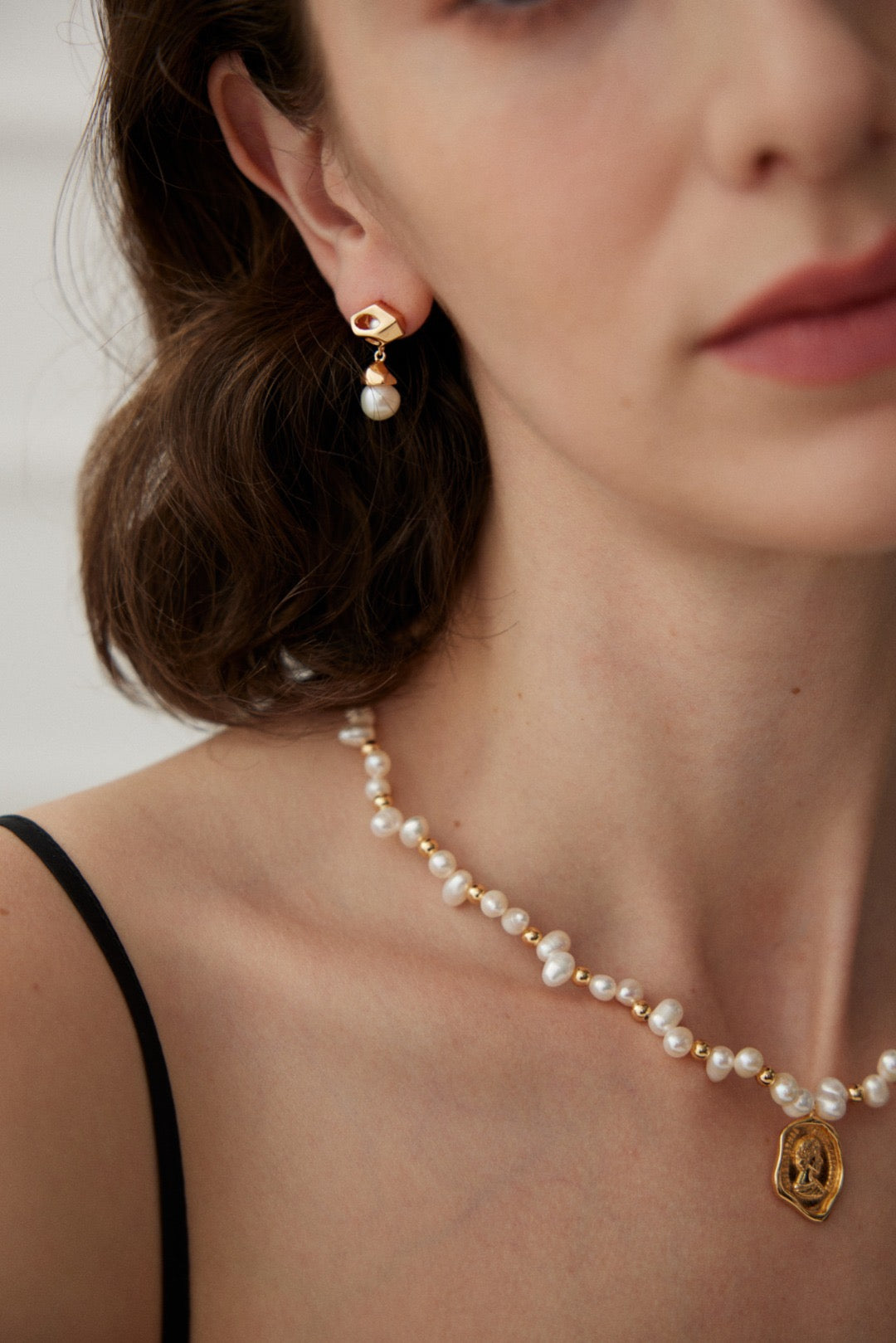 Vintage Pearl Silver Coin Pendant Necklace with Layered Pearl Strand