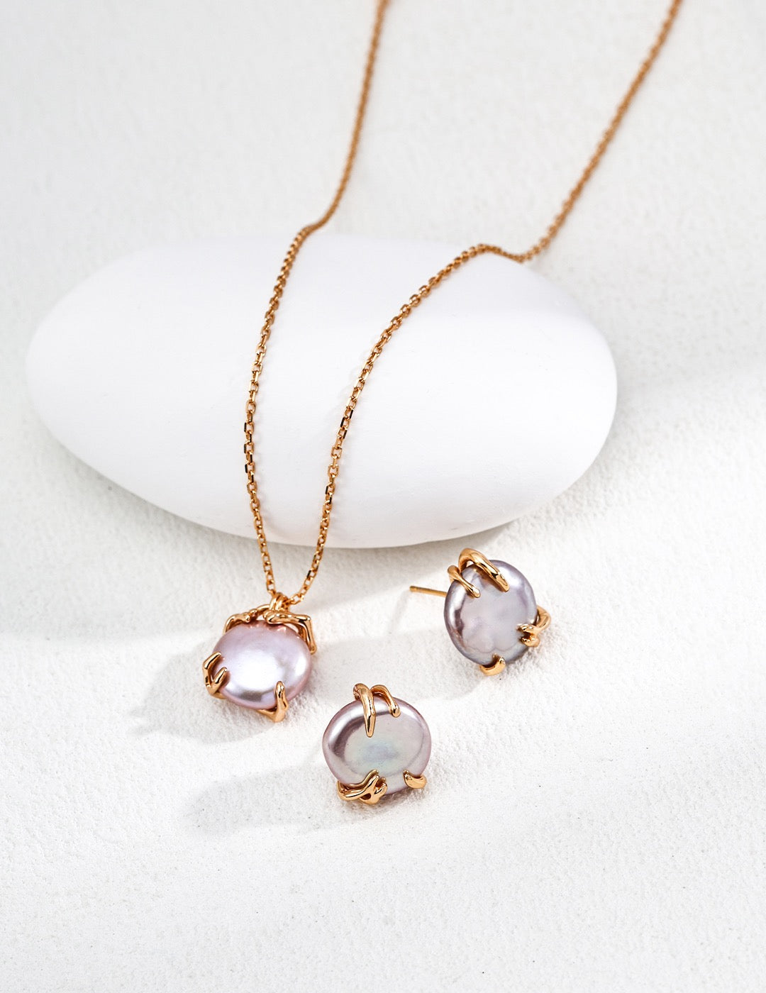 Pearl Pendant Necklace in Sterling Silver