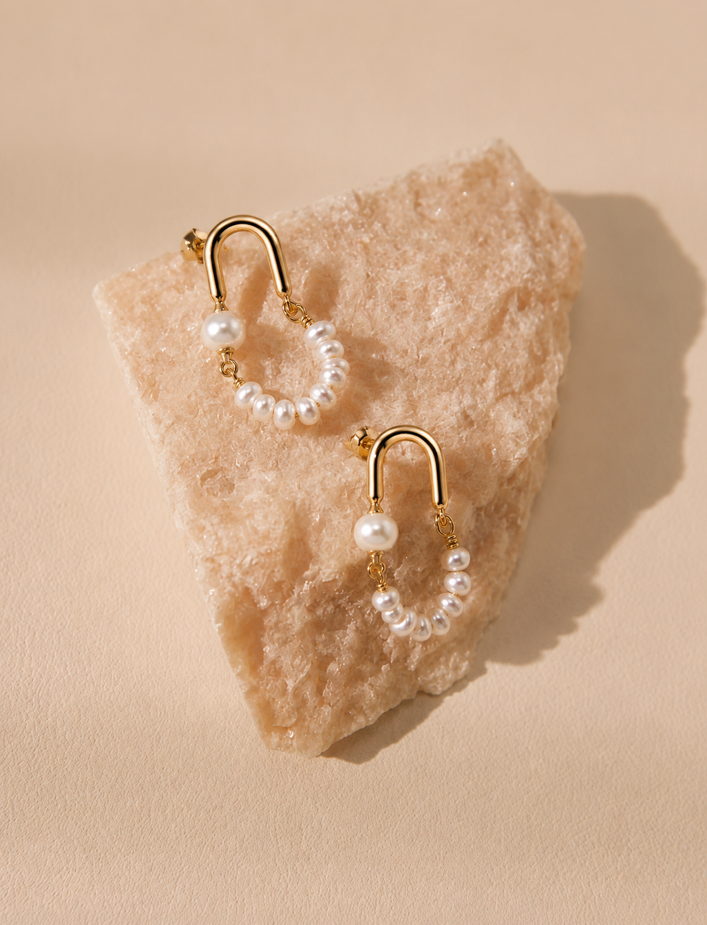 Natural Pearl Silver Hoop Earrings with Open Oval Design